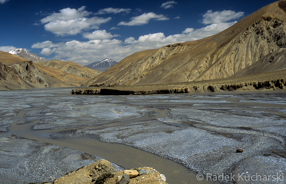 Nie można wyświetlić zdjęcia: R-Kucharski_scanned-photos_Ladakh_001.jpg