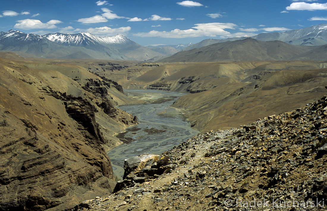 Nie można wyświetlić zdjęcia: R-Kucharski_scanned-photos_Ladakh_003.jpg