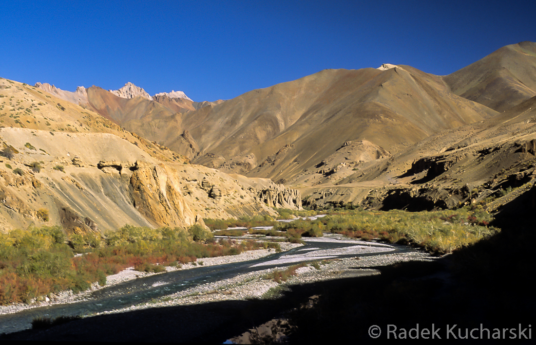 Nie można wyświetlić zdjęcia: R-Kucharski_scanned-photos_Ladakh_012.jpg