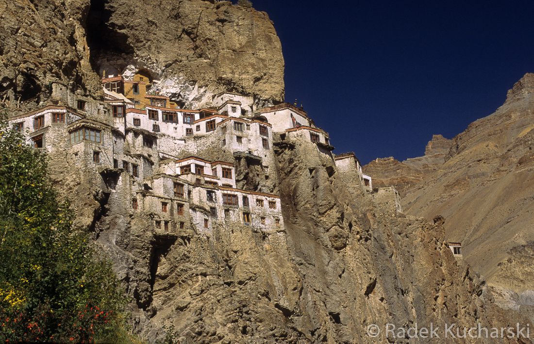 Nie można wyświetlić zdjęcia: R-Kucharski_scanned-photos_Ladakh_010.jpg
