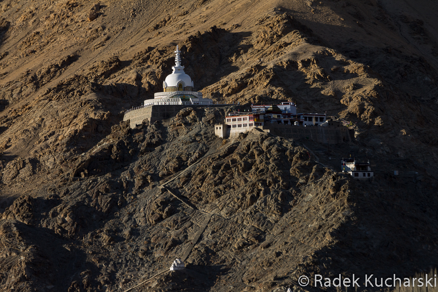 Nie można wyświetlić zdjęcia: R-Kucharski_Ladakh_2014-01-27_0912_0927.jpg